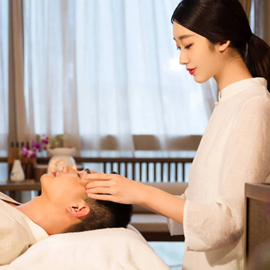 南京Yayu养生馆秉持“客户至上”的服务理念